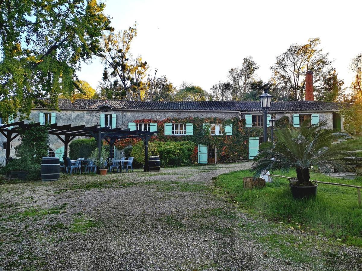 Moulin De Monpoisson Bed & Breakfast Le Puy Dış mekan fotoğraf